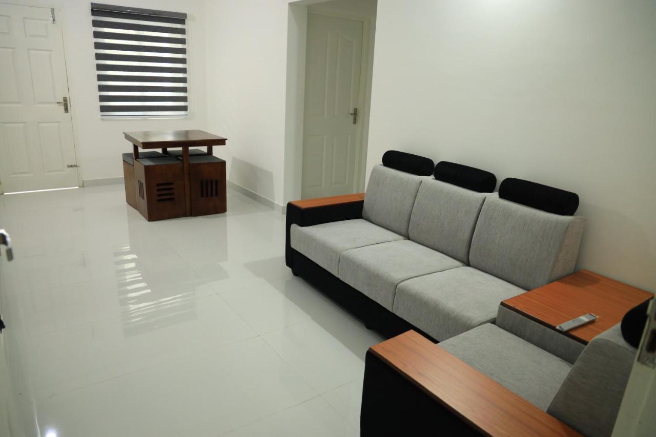 Yelza Hotel And Residence Alwaye Luaran gambar