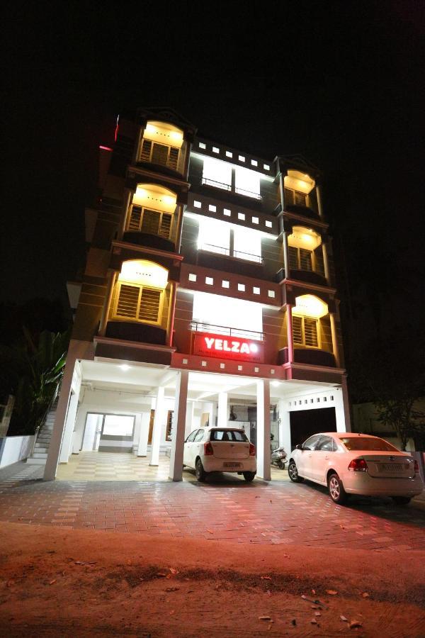 Yelza Hotel And Residence Alwaye Luaran gambar