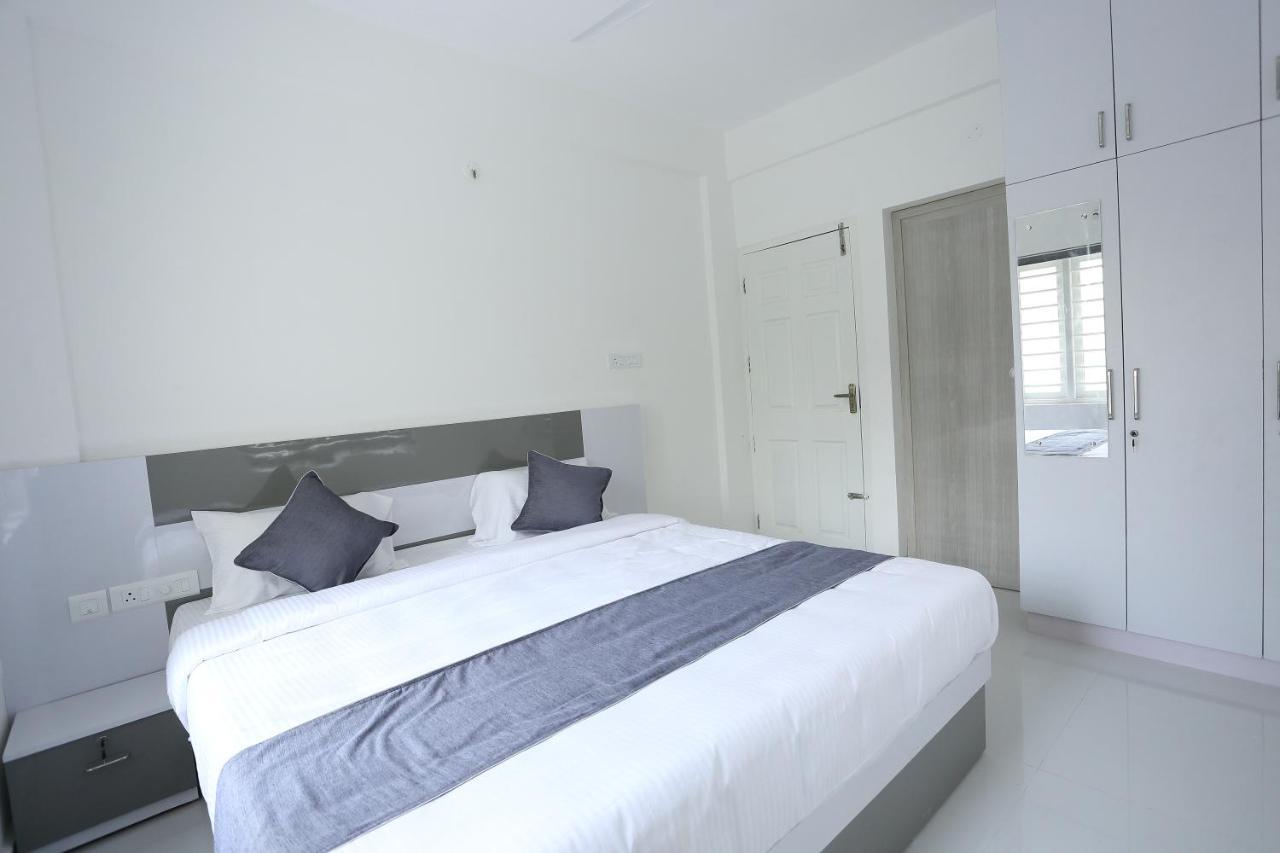 Yelza Hotel And Residence Alwaye Luaran gambar